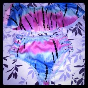 Off shoulder bathing suit